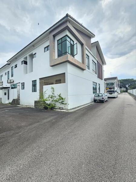 2-storey Terraced House for Sale in Johor Bahru (Johor) - Vincy Sia - Exterior - PropertyGuru.com.my