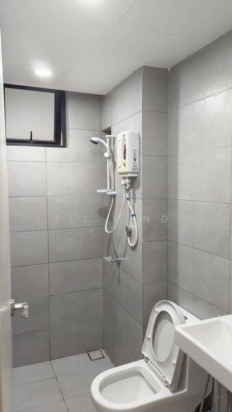 Apartment for Rent at Vivo Executive Apartment - Jie Ying - Bathroom - PropertyGuru.com.my