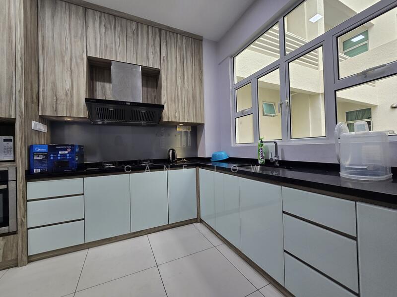Summerton untuk Untuk Disewa - RM 3,500 /bulan, Feb 2026 - Kitchen - PropertyGuru.com.my