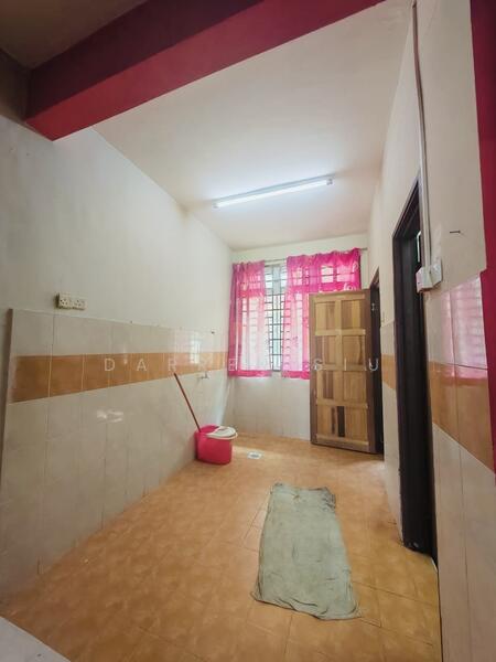 2-storey Terraced House for Sale in Taman Bestari Indah (Ulu Tiram) - Darren Siu - Interior - PropertyGuru.com.my