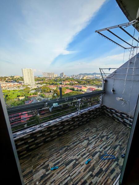 University Place (Plaza Ivory) untuk Untuk Disewa - RM 2,200 /bulan, Feb 2026 - Balcony - PropertyGuru.com.my