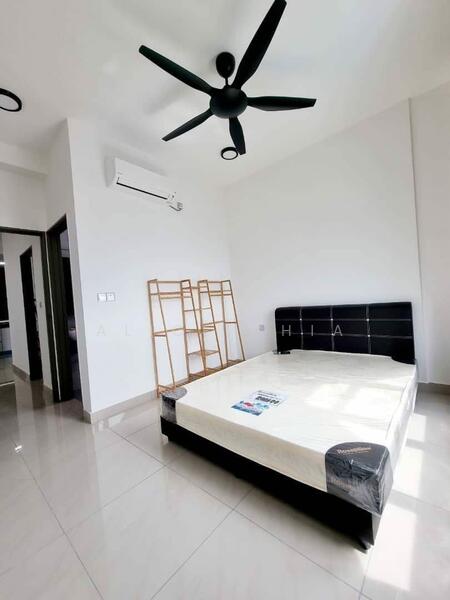 SKS Habitat untuk Untuk Disewa - RM 2,200 /bulan, Feb 2026 - Bedroom - PropertyGuru.com.my