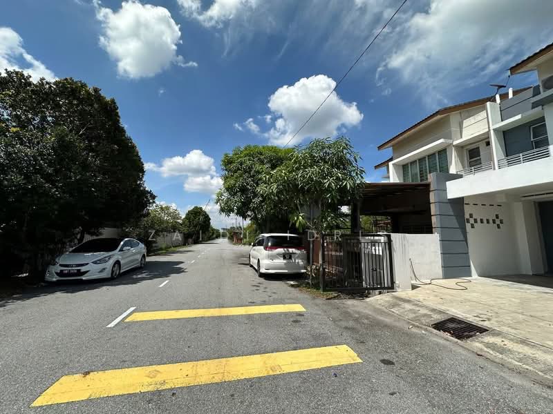 2-storey Terraced House for Sale in Jenjarom (Selangor) - Zaidi Idris - Exterior - PropertyGuru.com.my