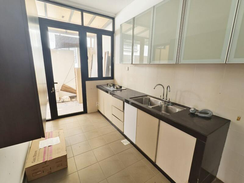 Cluster House for Sale in Taman Adda Heights (Tebrau) - Shirene Lee - Kitchen - PropertyGuru.com.my