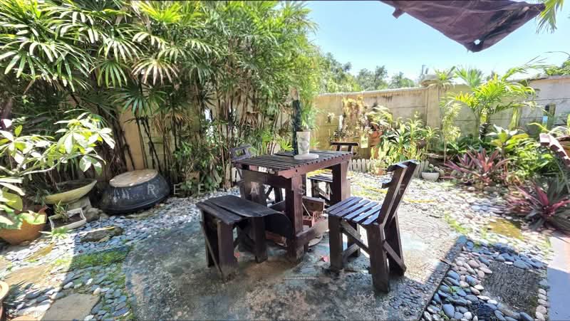 2-storey Terraced House for Sale in Shah Alam (Selangor) - Reena Sarif - Exterior - PropertyGuru.com.my