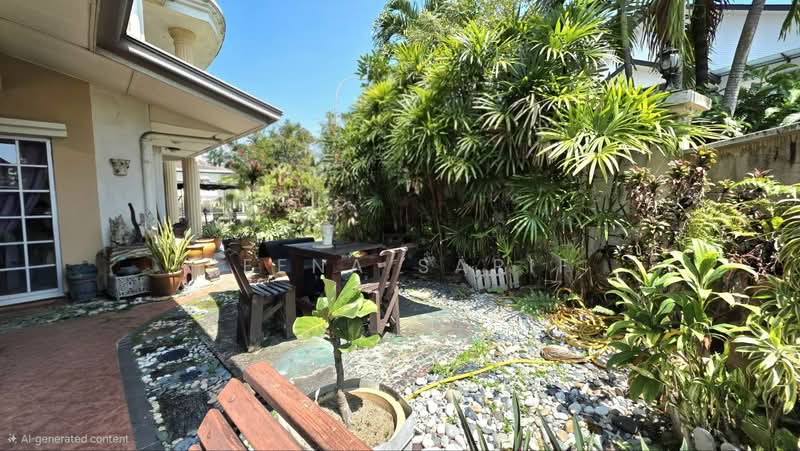 2-storey Terraced House for Sale in Shah Alam (Selangor) - Reena Sarif - Garden - PropertyGuru.com.my
