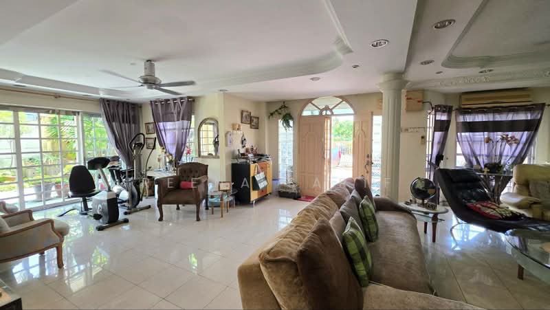 2-storey Terraced House for Sale in Shah Alam (Selangor) - Reena Sarif - Living Room - PropertyGuru.com.my