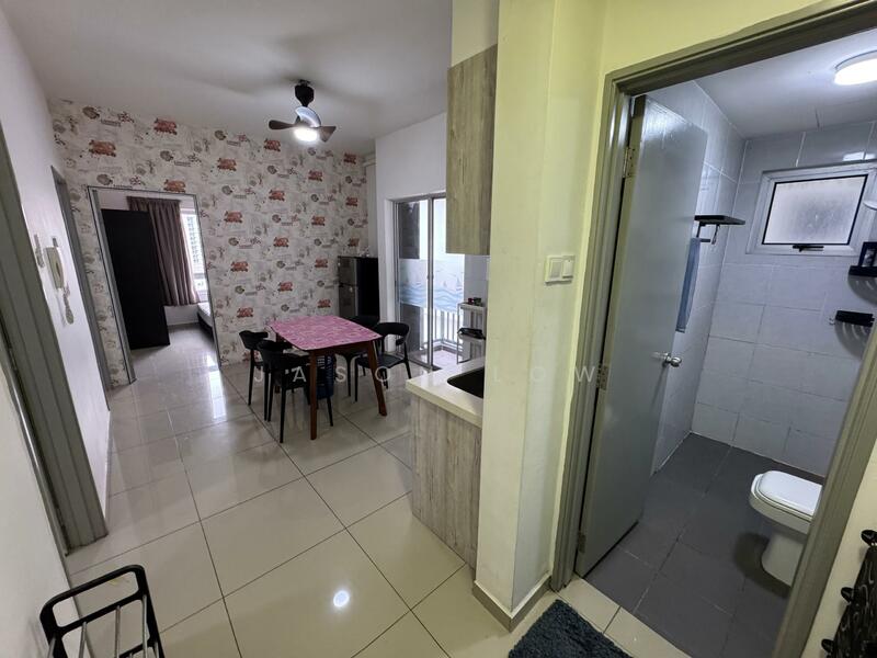 The Edge Residence untuk Untuk Disewa - RM 1,750 /bulan, Feb 2026 - Dining Room - PropertyGuru.com.my