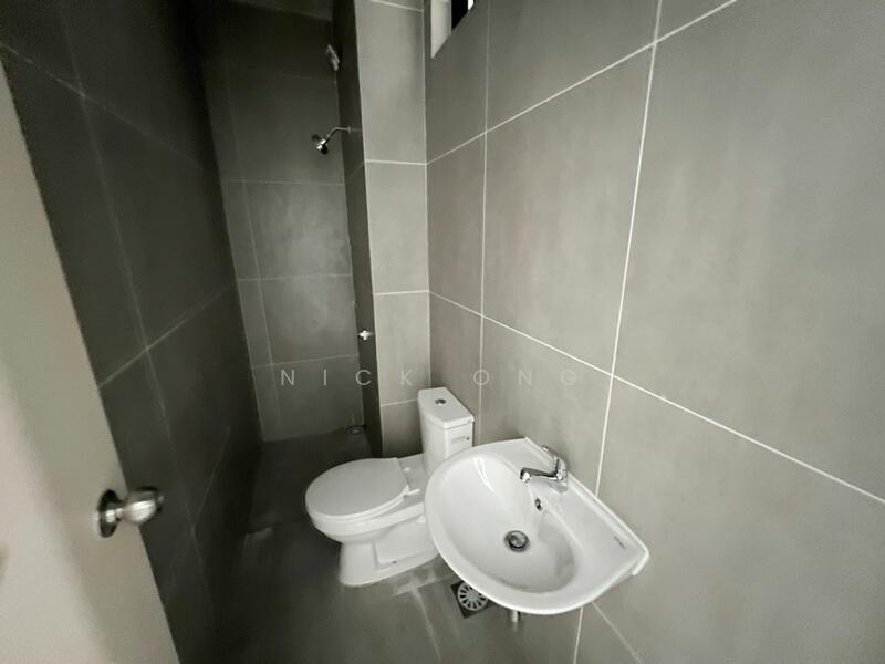 Service Residence for Sale at Space Residency - Nick Ong - Bathroom - PropertyGuru.com.my