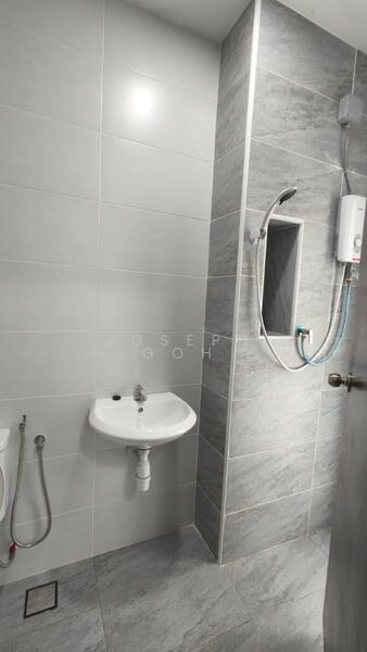 KSL Residence 2 @ Kangkar Tebrau untuk Untuk Disewa - RM 1,900 /bulan, Feb 2026 - Bathroom - PropertyGuru.com.my