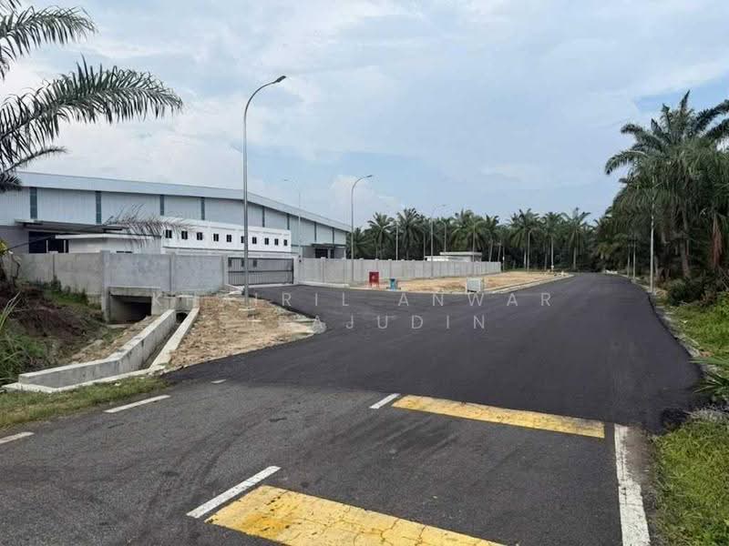 Warehouse for Sale in Telok Panglima Garang (Selangor) - Khairil Anwar Sirajudin - Exterior - PropertyGuru.com.my