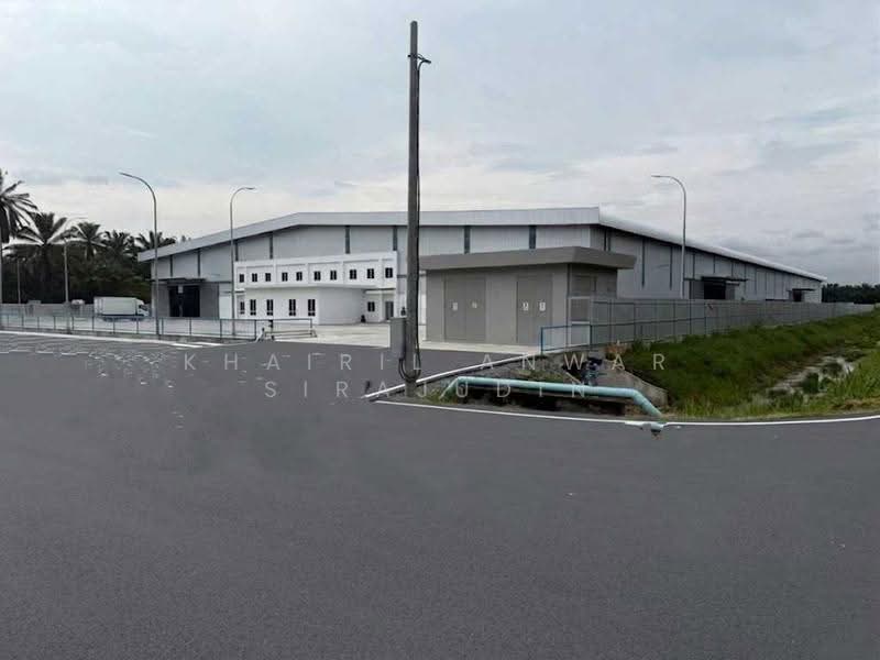 Warehouse for Sale in Telok Panglima Garang (Selangor) - Khairil Anwar Sirajudin - Exterior - PropertyGuru.com.my
