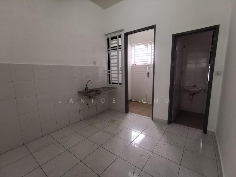 2-storey Terraced House for Rent in Nusa Bayu (Iskandar Puteri (Nusajaya)) - Janice Yong - Kitchen - PropertyGuru.com.my