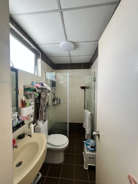 Platinum Hill PV 2 untuk Untuk Dijual - RM 520,000, Feb 2026 - Master Bathroom - PropertyGuru.com.my