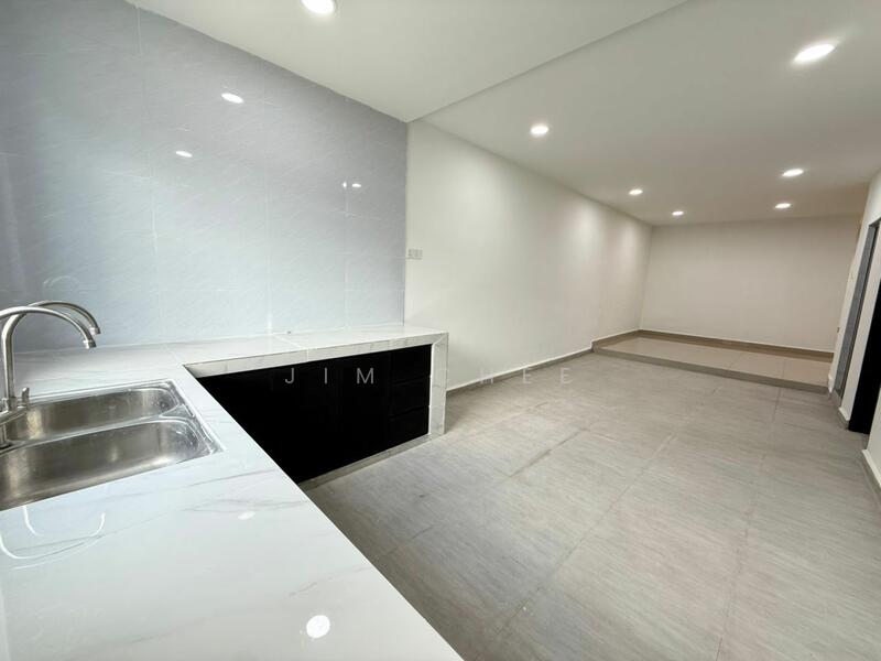 2-storey Terraced House for Sale in Taman Senai Baru (Senai) - Jim Chee - Kitchen - PropertyGuru.com.my