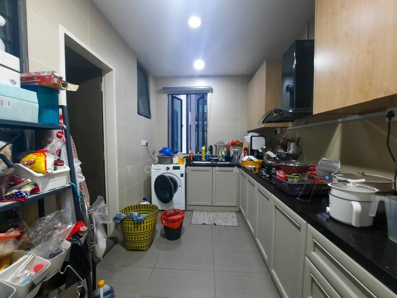 Service Residence for Sale at LakePark Residence @ KL North - Tony Lau - Kitchen - PropertyGuru.com.my