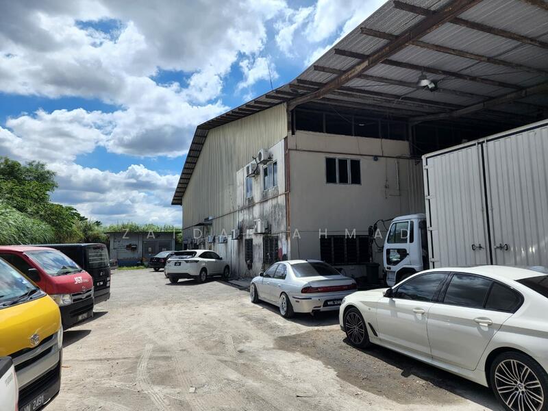 Warehouse for Rent in SS19 (Subang Jaya) - Zaidah Ahmad - Exterior - PropertyGuru.com.my