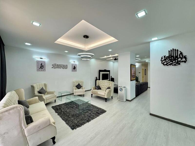 Seksyen 7 untuk Untuk Dijual - RM 1,350,000, Feb 2026 - Living Room - PropertyGuru.com.my
