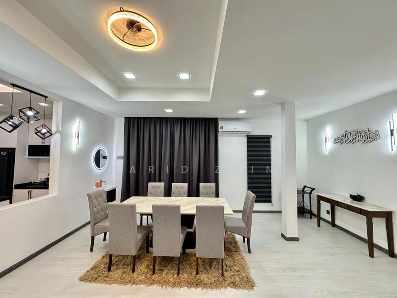 Seksyen 7 untuk Untuk Dijual - RM 1,350,000, Feb 2026 - Dining Room - PropertyGuru.com.my