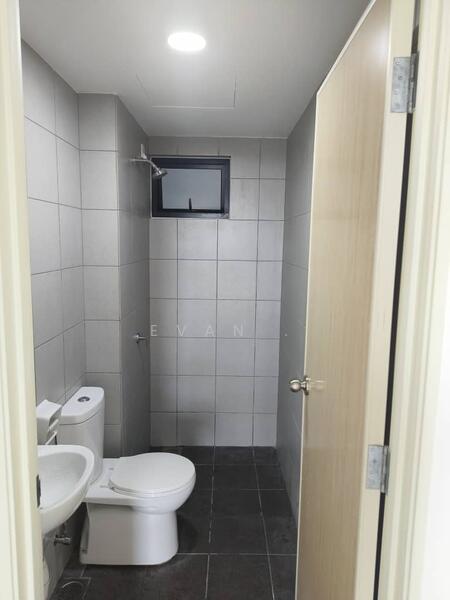 Condominium for Rent at Fairview Residence - Evan . - Bathroom - PropertyGuru.com.my