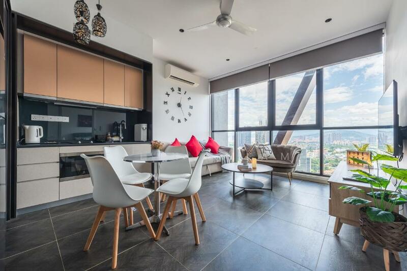 Armani Raja Uda untuk Untuk Dijual - RM 588,000, Mac 2026 - Living Room - PropertyGuru.com.my