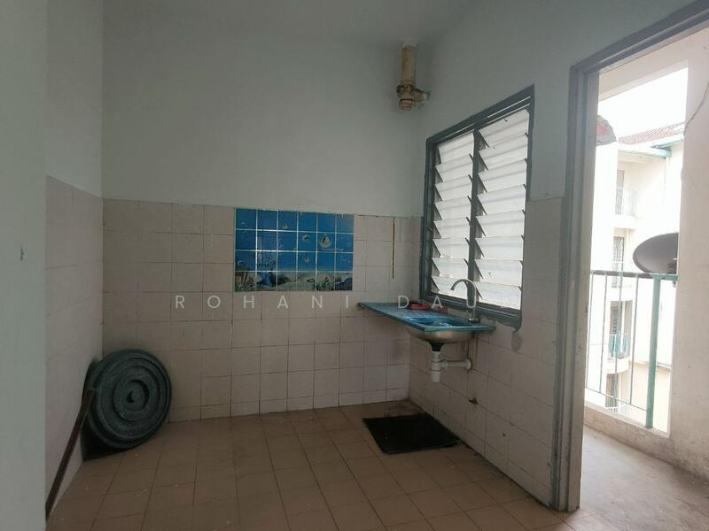 Apartment for Sale at Birchwood Court - Rohani Daud - Kitchen - PropertyGuru.com.my