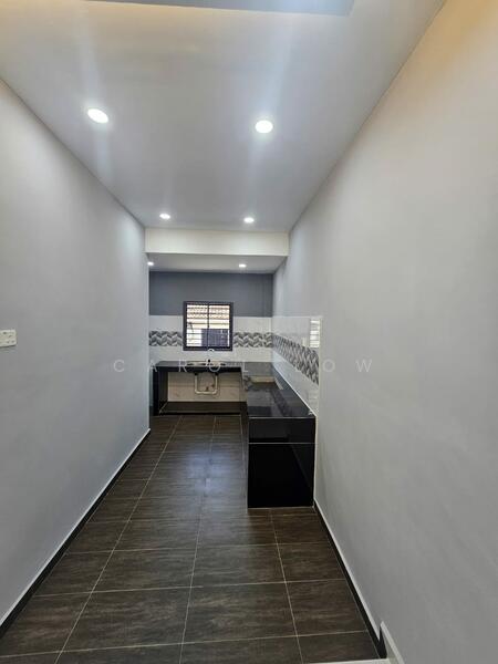 1-storey Terraced House for Sale in Taman Megah Ria (Masai) - Carol Low - Kitchen - PropertyGuru.com.my