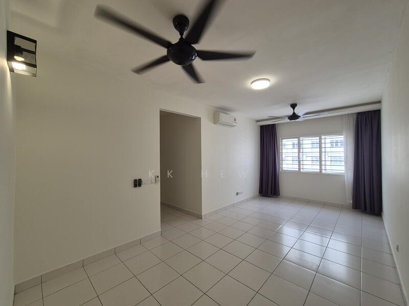 Apartment for Sale at Karisma @ Eco Majestic - KK HEW - Living Room - PropertyGuru.com.my