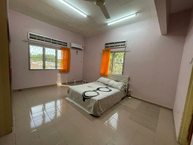 Taman Rahang Seremban untuk Untuk Dijual - RM 680,000, Feb 2026 - Bedroom - PropertyGuru.com.my