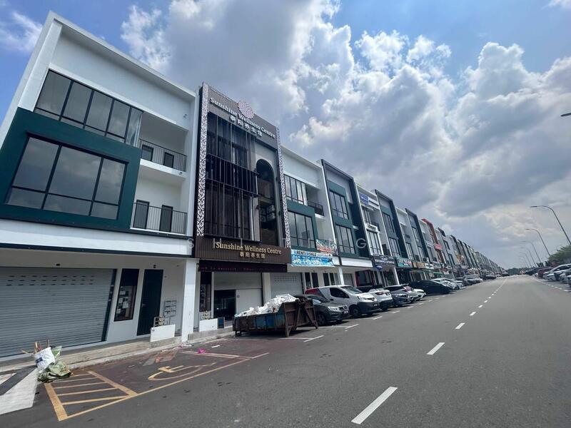 Shop for Sale in Taman Mount Austin (Tebrau) - Shi Ting - Exterior - PropertyGuru.com.my