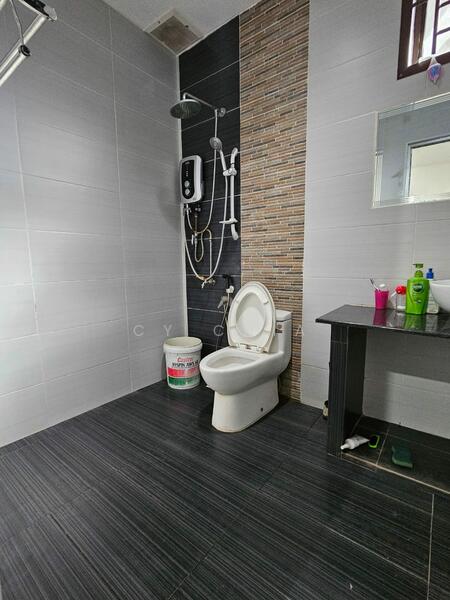 2-storey Terraced House for Sale in Bandar Selesa Jaya (Skudai) - CY Chia - Bathroom - PropertyGuru.com.my
