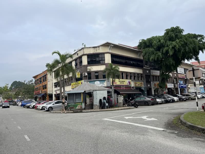 2-storey Terraced House for Sale in Seksyen 8 (Kota Damansara) - Meoon Khor - Exterior - PropertyGuru.com.my