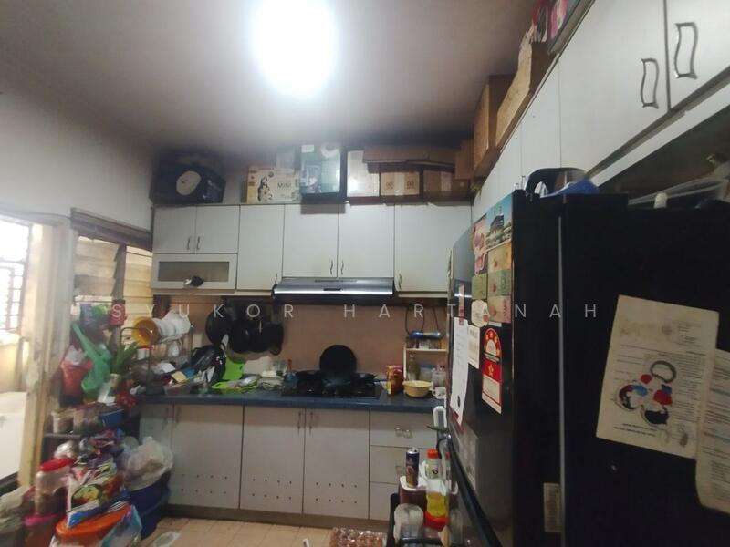 Taman Seri Pristana SP2 Saujana Utama untuk Untuk Dijual - RM 430,000, Feb 2026 - Kitchen - PropertyGuru.com.my