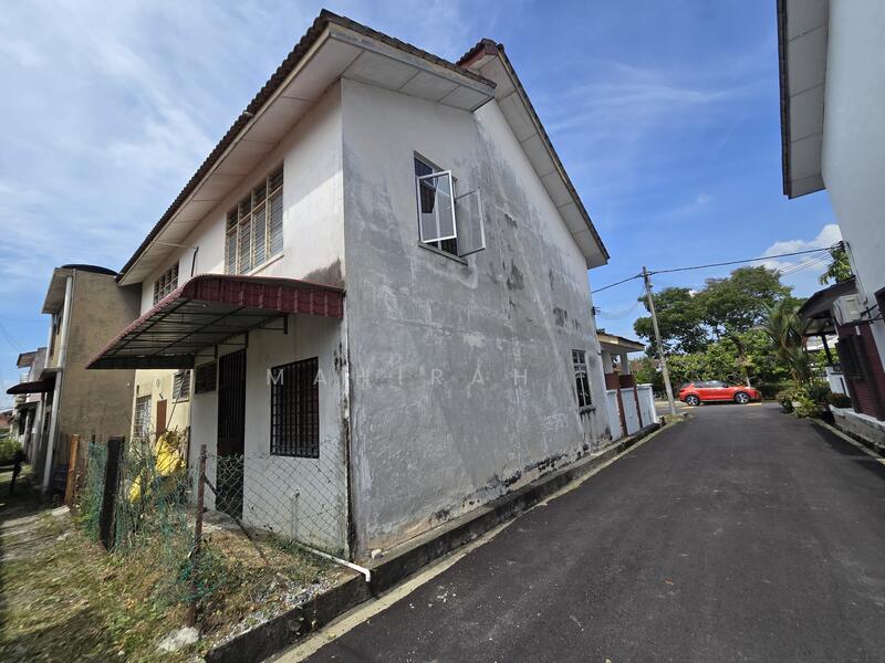2-storey Terraced House for Sale in Bandar Rinching Seksyen 5 (Semenyih) - Mahirah . - PropertyGuru.com.my