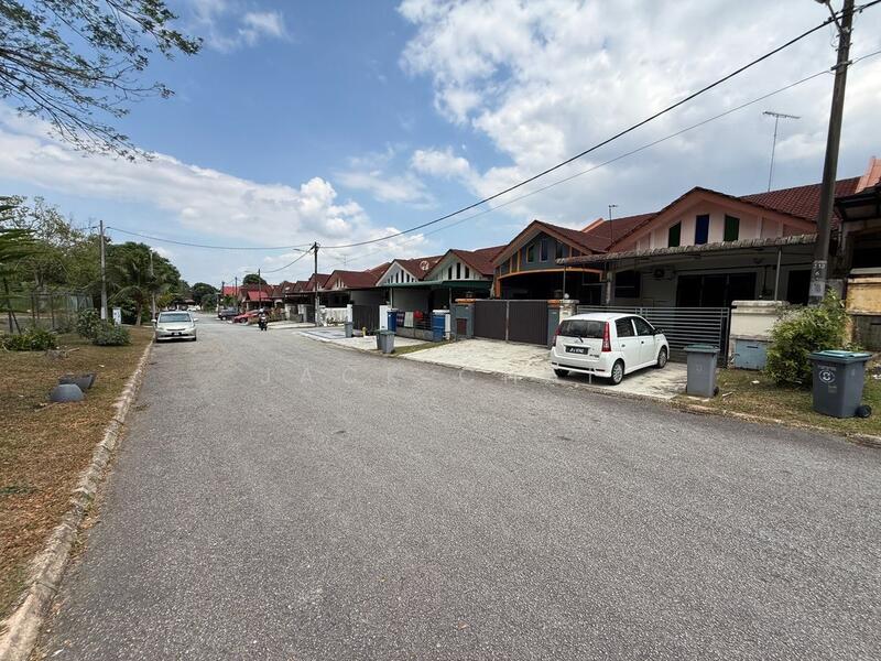 1-storey Terraced House for Sale in Bandar Putra (Kulai) - Jack Chai - PropertyGuru.com.my