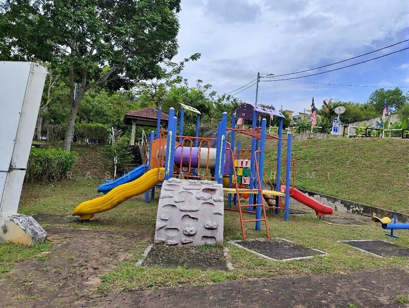 Bungalow for Sale in Sepang (Selangor) - Rashidah Juremi - Exterior - PropertyGuru.com.my