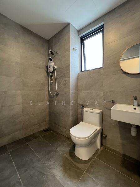 SUNSURIA FORUM SERVICED APARTMENT untuk Untuk Disewa - RM 3,500 /bulan, Apr 2026 - Bathroom - PropertyGuru.com.my