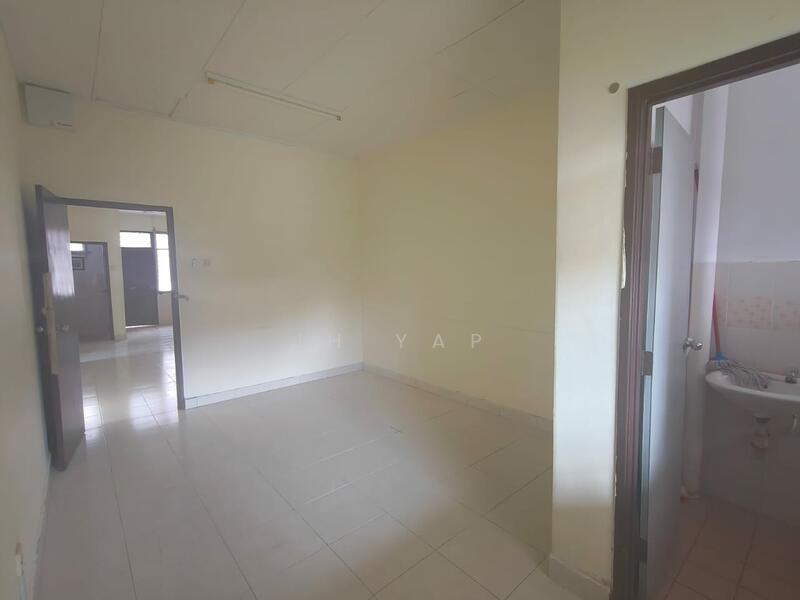 1-storey Terraced House for Sale in Bandar Putra (Kulai) - JH Yap - Interior - PropertyGuru.com.my