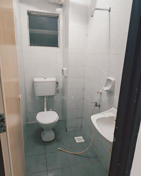 Flora Damansara Apartment untuk Untuk Disewa - RM 800 /bulan, Feb 2026 - Bathroom - PropertyGuru.com.my