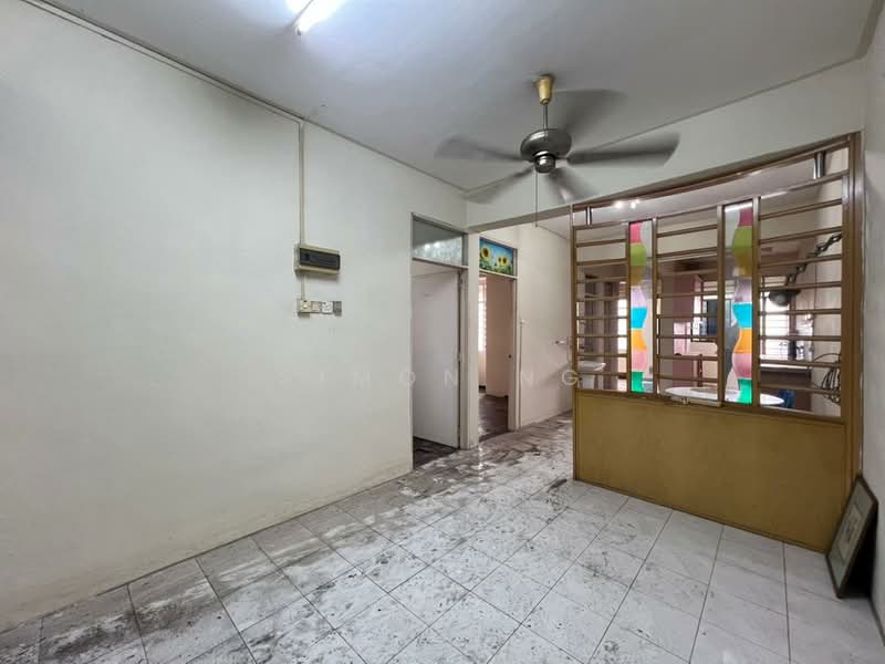 Apartment for Sale at Limau Manis - Simon Ng - Living Room - PropertyGuru.com.my