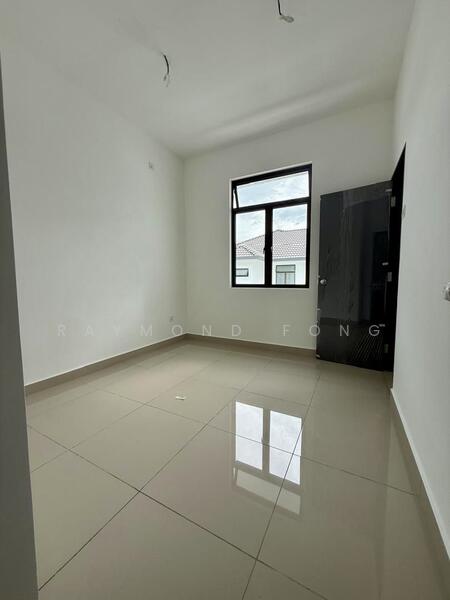 2-storey Terraced House for Sale in Taman Austin Duta (Tebrau) - Raymond Fong - PropertyGuru.com.my