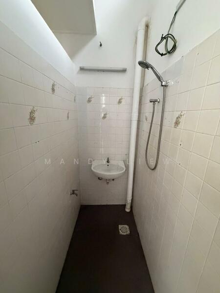 1-storey Terraced House for Sale in Bandar Sri Damansara (Selangor) - Mandy Liew - Bathroom - PropertyGuru.com.my