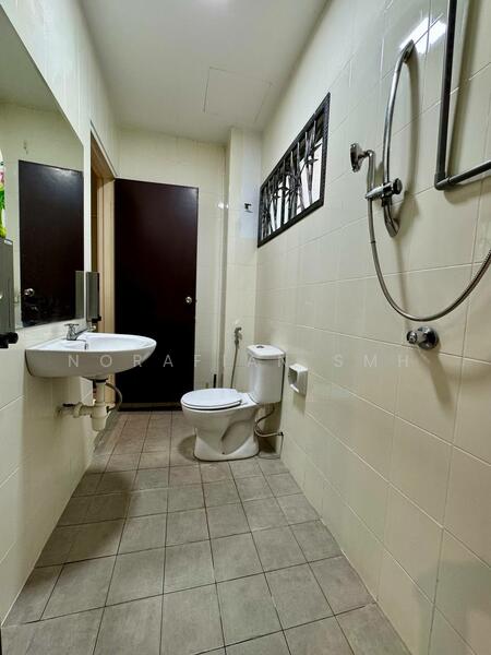 Sutera Damansara untuk Untuk Dijual - RM 918,000, Feb 2026 - Bathroom - PropertyGuru.com.my