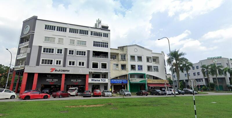 Shop for Rent in Kota Kemuning (Shah Alam) - Orange Tang - Exterior - PropertyGuru.com.my