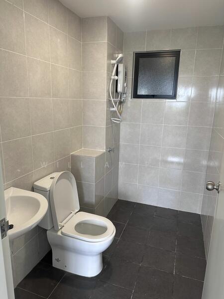 Duduk Se.Ruang @ Eco Sanctuary untuk Untuk Disewa - RM 1,900 /bulan, Mac 2026 - Bathroom - PropertyGuru.com.my