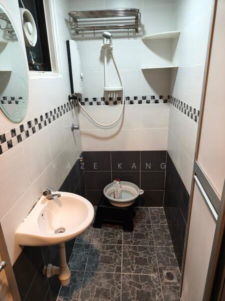 Flat for Rent at Desa Pinang 2 - Kaze Kang - Bathroom - PropertyGuru.com.my