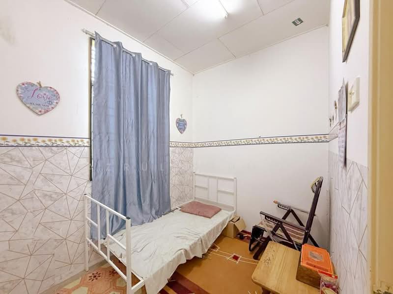1-storey Terraced House for Sale in Rantau (Negeri Sembilan) - Azrul Othman - Bedroom - PropertyGuru.com.my