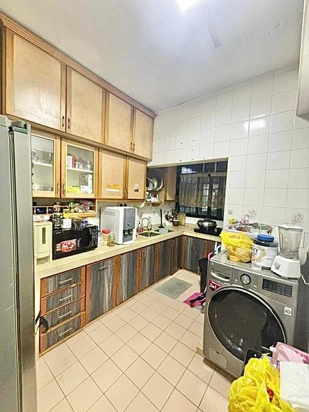 Apartment for Sale at Prima Saujana - Muz Hafiz - Kitchen - PropertyGuru.com.my