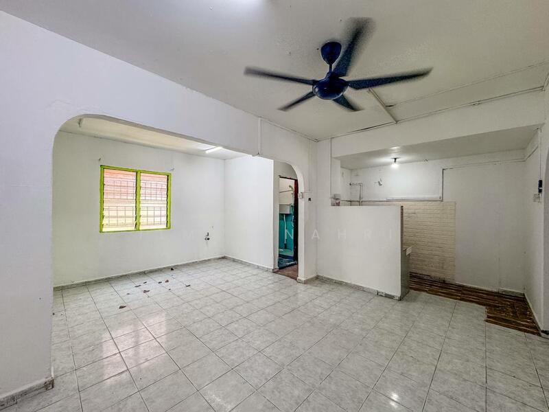 Seksyen 19 Shah Alam untuk Untuk Dijual - RM 800,000, Feb 2026 - Living Room - PropertyGuru.com.my