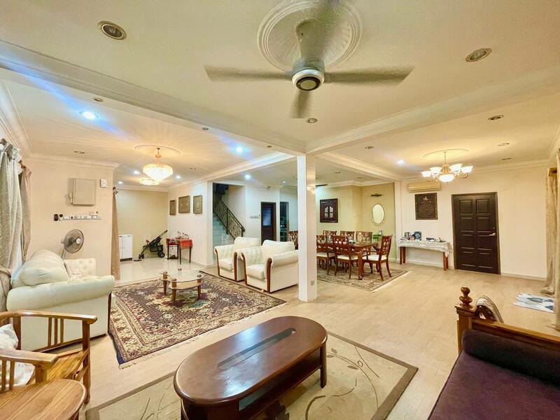 2-storey Terraced House for Sale in Bukit Bandaraya (Shah Alam) - Basri Munir - Living Room - PropertyGuru.com.my